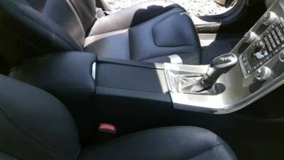 Consola piso delantero sin bandeja iluminada se adapta a 14-17 VOLVO XC60 340982 Foto 1 de 4