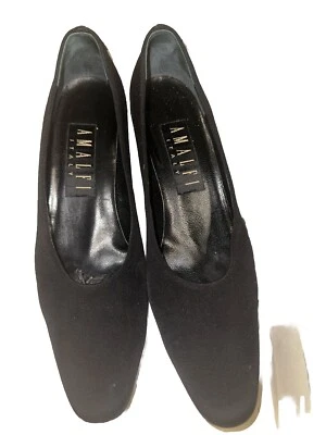 Amalfi Solid Black Pointed Toe Size 7.5AA Leather Almond Toe Women's - Image 1 of 4