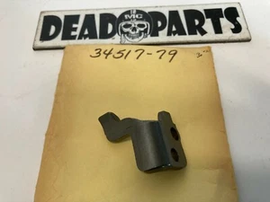 Harley nos oem 34517-79 transmission shifter pawl stop bracket tab - Bild 1 von 2