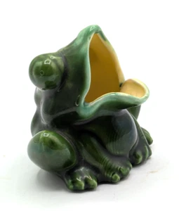 Vintage Ceramic Frog Kitchen Ring Holder Handmade Green Yellow Signed 3" - Picture 1 of 7