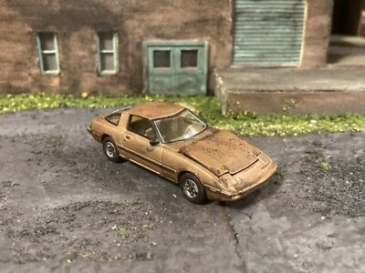 Mazda RX7 1982 oxidado desgastado personalizado 1/64 diecast granero encontrar chatarra coche óxido Foto 1 de 4