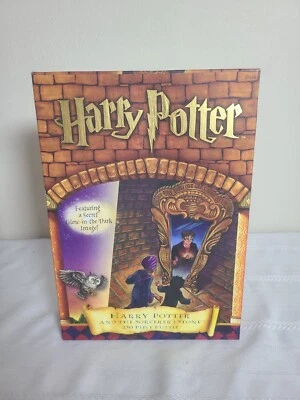 Rompecabezas SELLADO Harry Potter y Piedra Filosofal 2000 Brilla en la Oscuridad 250 Piezas Foto 1 de 4