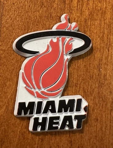 Vintage NBA Miami Heat Logo Rubber Fridge Magnet OOP Basketball EUC ! Cover