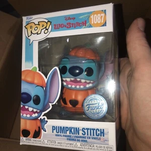 Disney Lilo & Stitch - Pumpkin Stitch SE Funko Pop Vinile 1087 con Protezione Pop - Foto 1 di 7