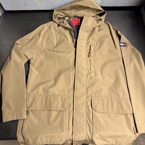 Herren Tommy Hilfiger hellbraune Regenjacke mit Kapuze Taschen Größe L - Bild 1 von 7
