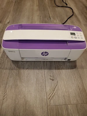HP Deskjet 3752 Compact All-in-one Wireless Printer Scan WITH INK EXP 4/26 10/26 - Image 1 of 4