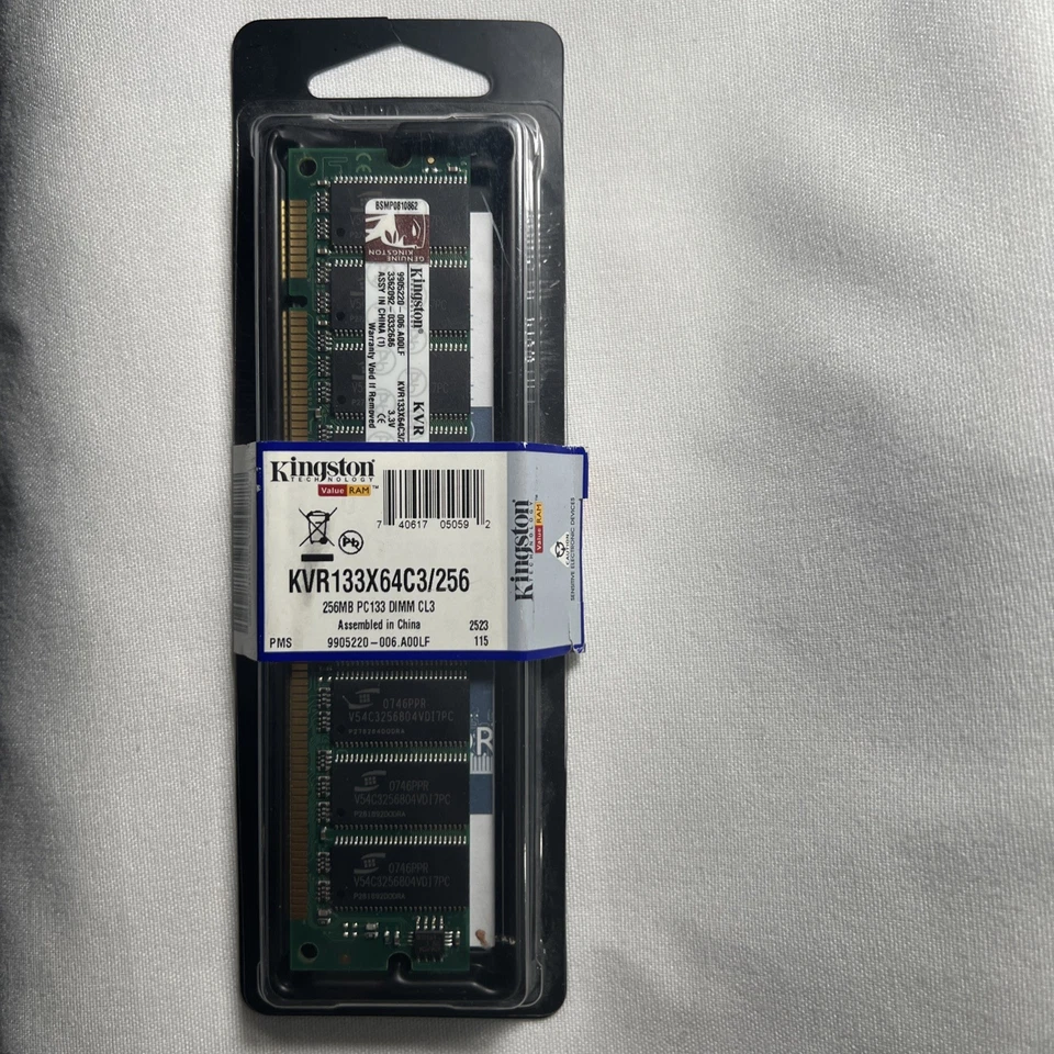 KVR133X64C3/256 Kingston 256MB PC133 DIMM CL3 3.3V - Image 1 of 4