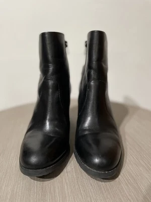 Botines Lauren Ralph Lauren Cabrey de cuero negro 9B Foto 1 de 4