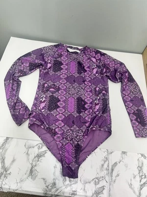 Body de playa Rusty Australia Rash Guard XL púrpura floral manga larga Foto 1 de 4