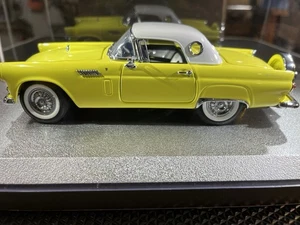 Franklin Mint 1/24 1956 Russian Yellow Ford Thunderbird mit Top Limited  - Bild 1 von 11