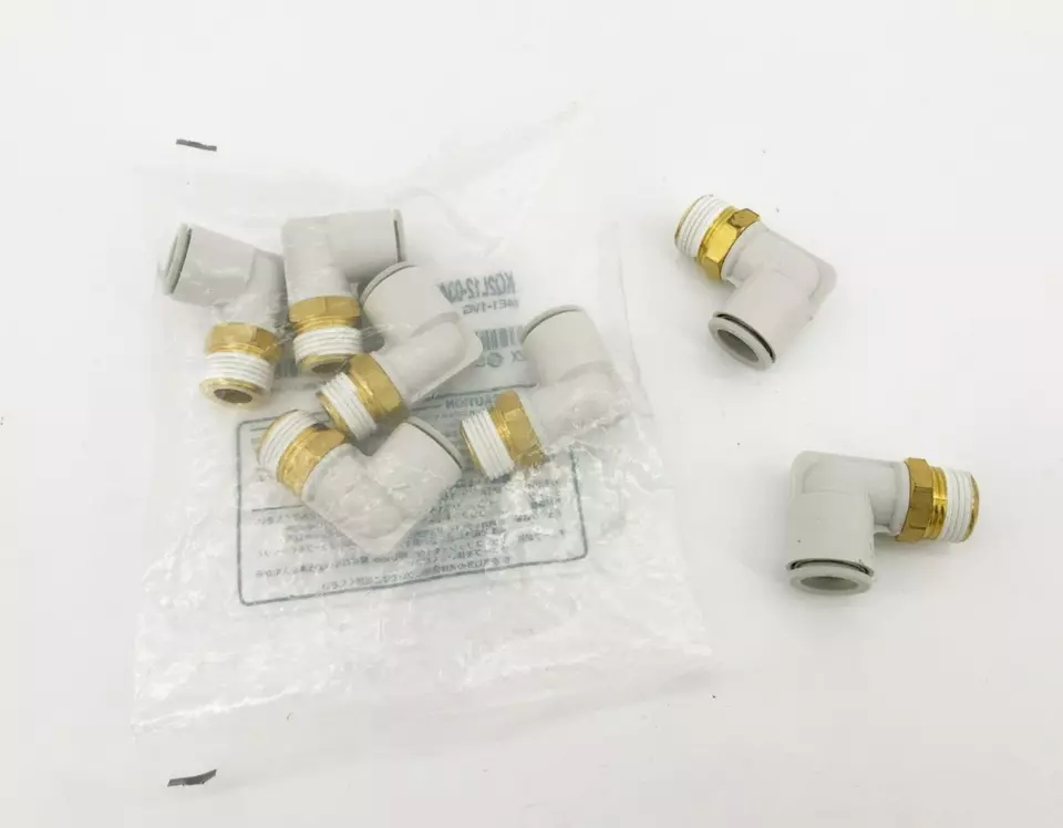 Lot of 7 New SMC KQ2L12-03AS Union Elbows 90° 12mm - Image 1 of 4
