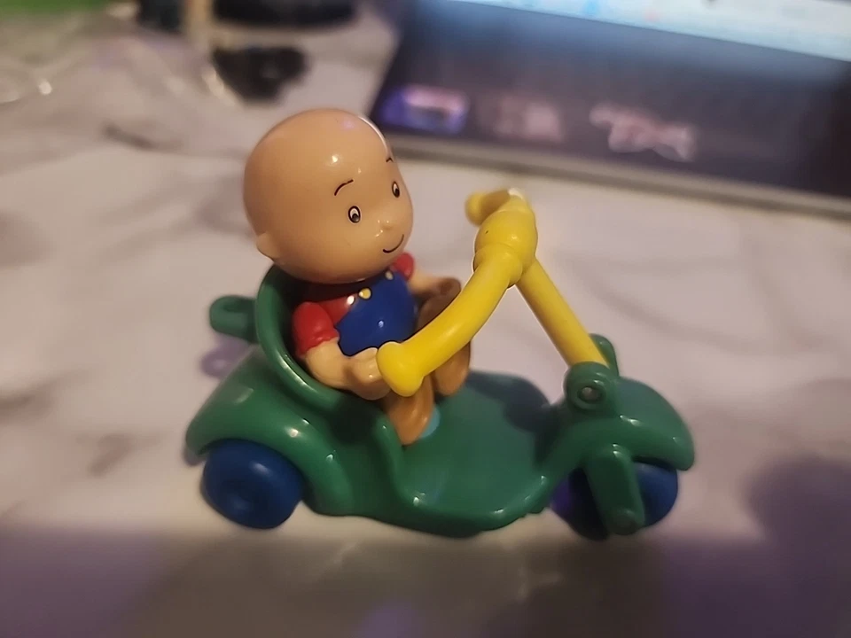 Scooter Caillou Treehouse con figura Foto 1 de 4