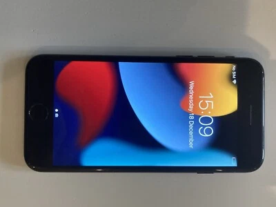 iPhone 7 (OG Games) iOS 15.8.3 (32GB) black (Unlocked) - Image 1 of 4