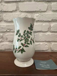 Lenox Porcelain Gold Trim Holly Christmas New With Box 8" Vase Scalloped - Picture 1 of 10