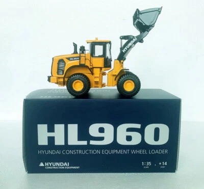 1/35 Scale HYUNDAI HL960 Wheel Loader Diecast Model Toy Collection Gift - Image 1 of 4