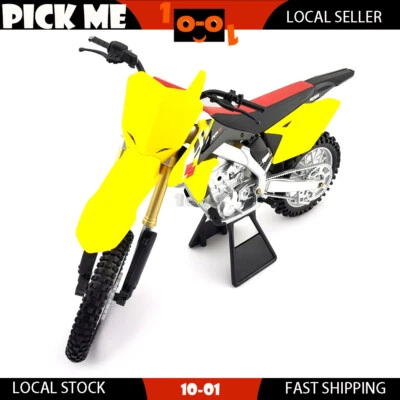 LICENSED SUZUKI RM-Z450 2014 scale 1:6 model bike diecast bike toy bike car - Image 1 of 4