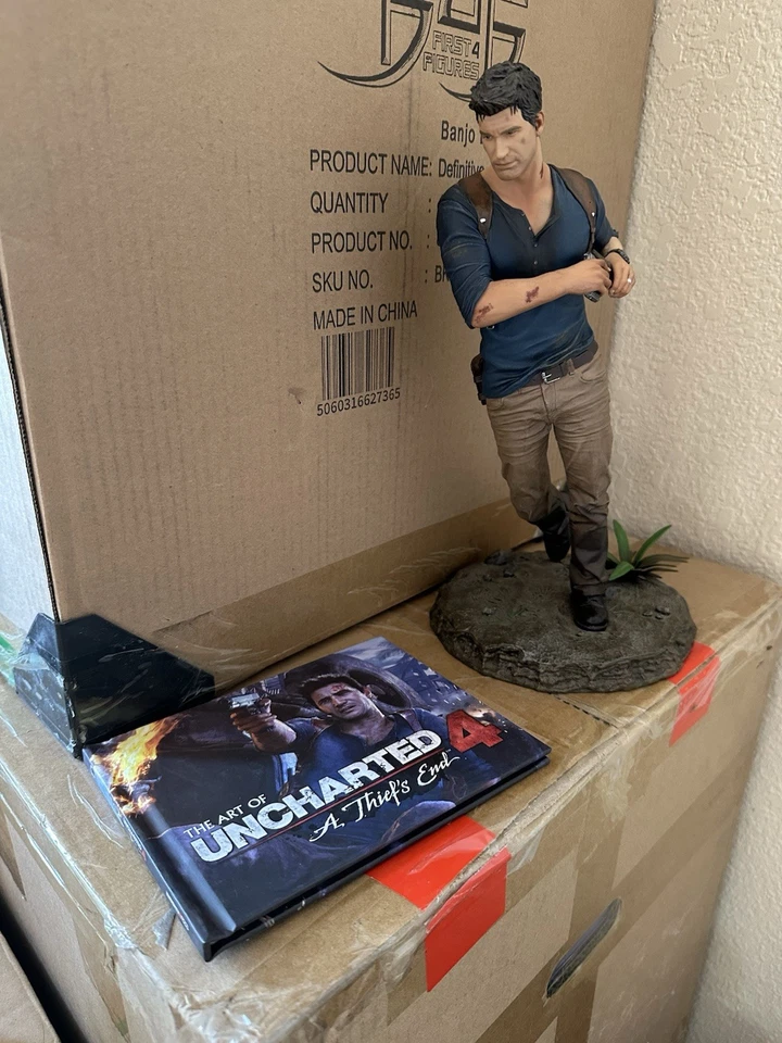 Uncharted 4 Collector's Edition | Nathan Drake Statue Figure and art book - Image 1 of 4