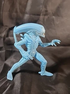 Vintage 5" Alien      Upsta5 - Picture 1 of 13