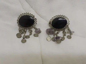 Pendientes góticos espirales ovalados y sin cortar negros tono plata hechos a mano - Imagen 1 de 3