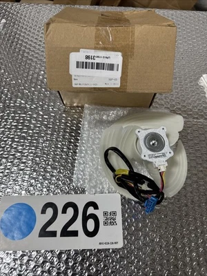 Motor ventilador condensador refrigerador EAU63103301 ODM-033F-5B71 para LG Ken-More Re... Foto 1 de 4