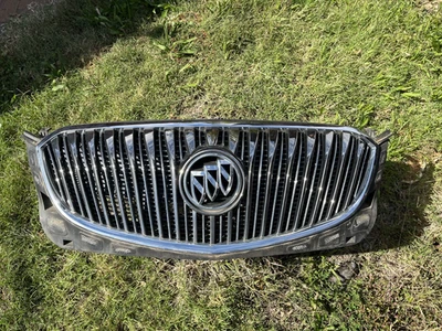 2014-2016 Buick Lacrosse Upper Grille and Frame Assembly - Image 1 of 4