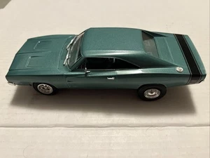 1969 Dodge Charger R/T Built Plastic Model By Revell Monogram 1997 Custom 1/25 - Picture 1 of 17