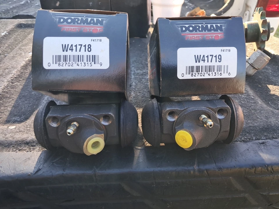 2 cilindros de rueda de freno de tambor delantero para Ford F-250 1966-1969 F-350 Jeep J-2500 Foto 1 de 1