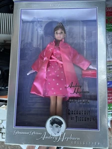 Muñeca Audrey Hepburn Breakfast at Tiffany's Pink Princess 1998 Mattel 20665 - Imagen 1 de 5