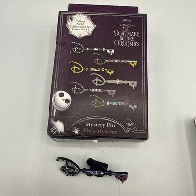 Disney Store Pesadilla antes de Navidad Llave Pin Cerradura Choque Barril Caja Ciega Abierta Foto 1 de 2