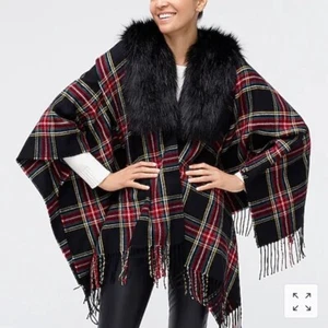 J Crew AG527 Neu mit Etikett trendy klassisch Stewart Tartan kariert Kunstfell Cape Schal Halstuch - Bild 1 von 6