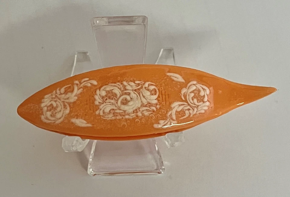 Tatting Shuttle – Hand Decoupaged - Clover or Clover LIKE Shuttle MUST READ - Image 1 of 1