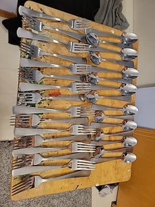 Oneida stainless flatware lot Brushed Satin Full Set 39 Pieces Simple Elagant - Picture 1 of 15