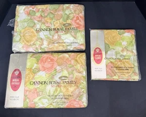 Ensemble de draps vintage Cannon Royal (4 pièces) 2 taies d'oreiller entièrement ajustées et plates florales années 70 - Photo 1/10