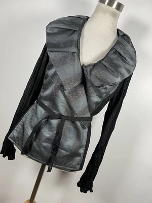 Chaqueta Alberto Makali M Mediana Plateada Negra Envoltura Cuello en V Cuello Volantes Mujer V4 Foto 1 de 4