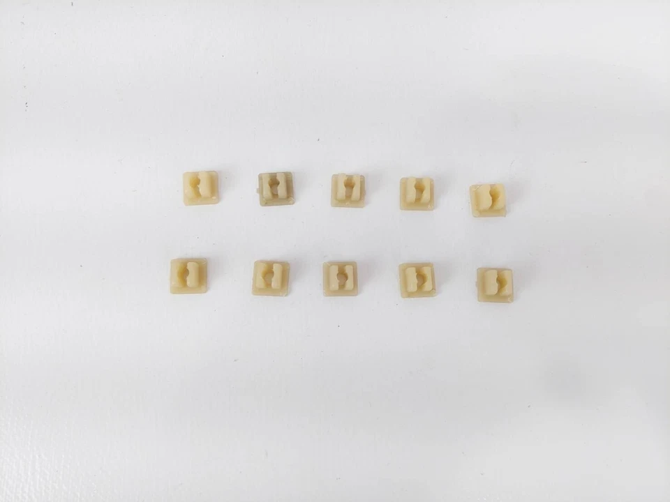 Retenedor de puerta con tornillo de 10 ojales para Toyota 4Runner Tacoma Tundra Corolla Foto 1 de 4