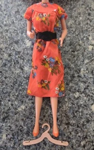 1970's Vintage Barbie Best Buy #9573 Orange Print Dress Orange High Heels Shoes - Picture 1 of 10