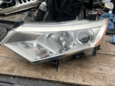 Faro conductor izquierdo Nissan Quest 2012 2013 2014 2015 2016 2017 OEM xenón HID Foto 1 de 3