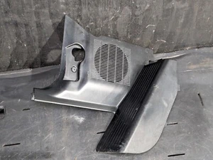 96-02 BMW Z3 ROADSTER DEAD PEDAL KICK PANEL LOWER SPEAKER COVER BLACK LEFT Crack - Picture 1 of 8
