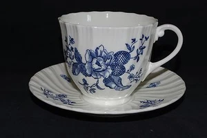 Copa y platillo arremolinados de aerosoles azules Royal Worcester Inglaterra - Imagen 1 de 6