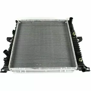 VistaPro 2000-2005 Ford Explorer Explorer Sport Trac Mountaineer Radiator Q9425 - Picture 1 of 3