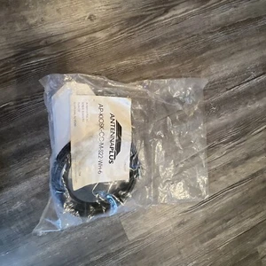 Airgain AP-KIOSK-CC-M-S22-WH-6 - Picture 1 of 4