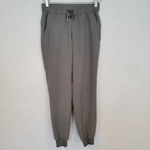 Lululemon On The Fly 28" Travel Woven Jogger Damen 4 Grey Sage Pull On Pants - Bild 1 von 11
