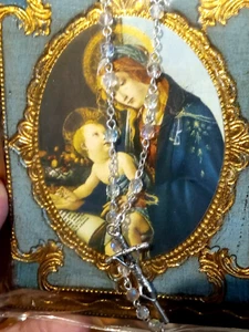 Placa de madera Virgen María con Jesús con cuentas de cristal transparente Rosery, Vaticano - Imagen 1 de 4