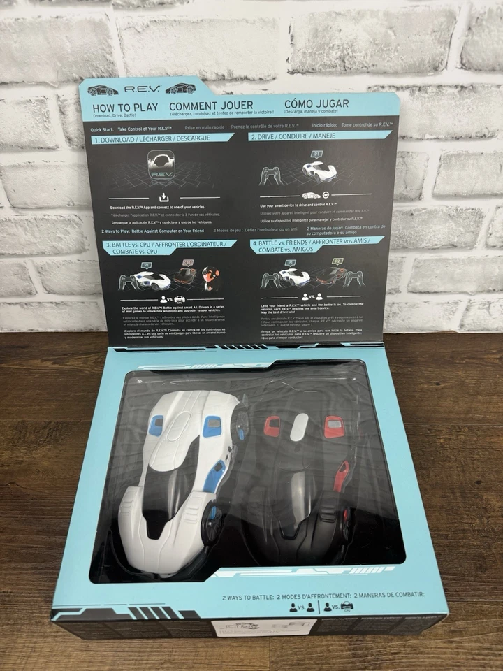 New WowWee R.E.V. REV Robotic Enhanced Vehicles Complete Battle Pack 2 Cars - Image 1 of 3