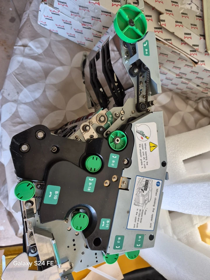 FUJITSU KD03705-D001 ATM FEED UNIT | KIT, G730/750 FD MODULE W/CM'S - Image 1 of 4