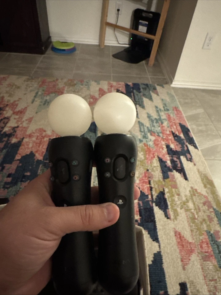 Controladores de movimiento Sony CECHZCM2U PlayStation Move - negros Foto 1 de 1