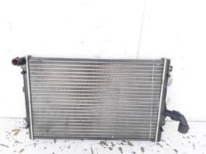 RADIATORE ACQUA AUDI A3 5P SPORTBACK II (8PA) 2.0 TDI 16V MAN 6M 170CV 2006 5P B - Foto 1 di 2