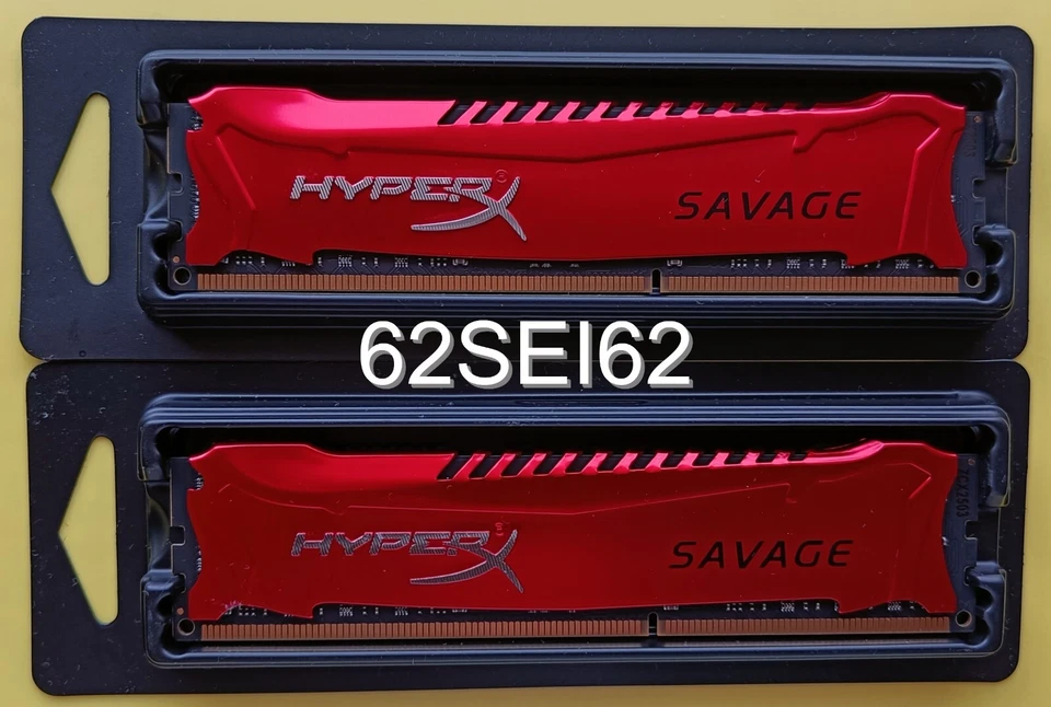 2 MODULI DI MEMORIA RAM 2 x 8 GB (16 GB) DDR3 2133 MHz DIMM SDRAM PC3 PC DESKTOP - Immagine 1 di 4