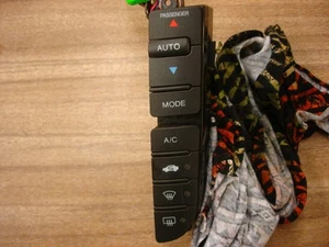 2004 Acura TL Heater AC Control Passenger Right 140216 R816 - Picture 1 of 2