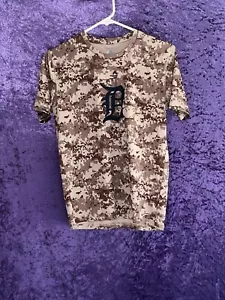 Detroit Tigers Majestic Jersey T-Shirt Digital Camo Size Youth Large 14/16 - Picture 1 of 4